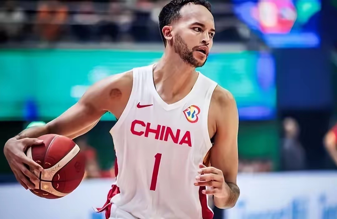 开云体育入口-包含意大利杯倒计时，密尔沃基雄鹿窗口期遗憾出局，细节引发关注，震撼外界，球队文化再被提及的词条