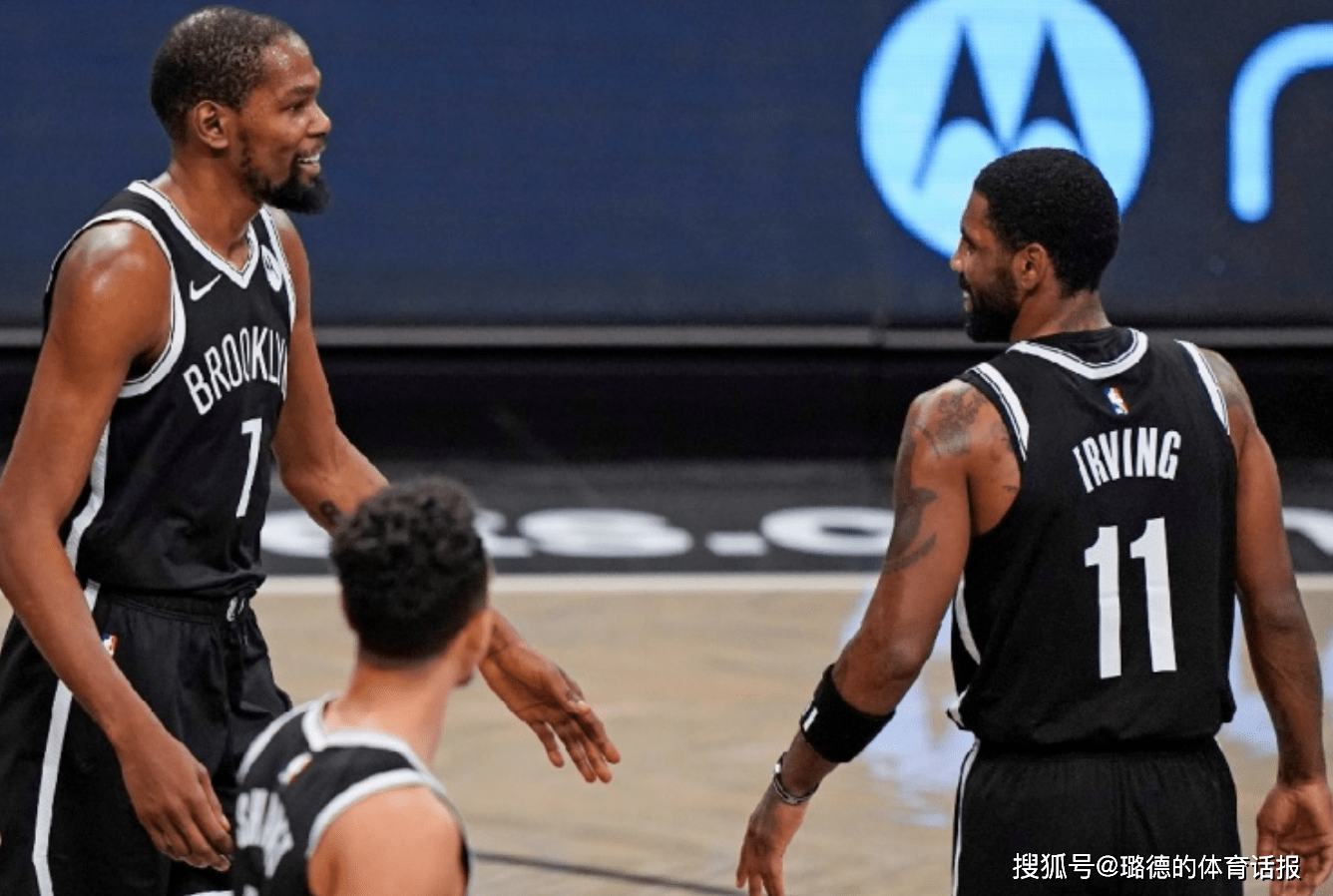 开云体育官网-广东宏远训练开放日，清晨复出首秀引欢呼，NBA季后赛在即，医务组通报恢复(广东宏远教练组)