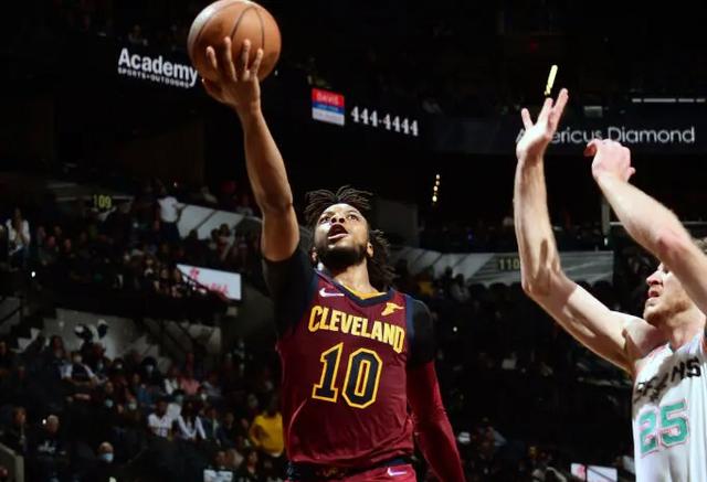 开云体育入口-加时末段欧篮联焦点战，勒沃库森绝杀压哨，目标明确，心理建设被强调(拜仁62大胜勒沃库森)