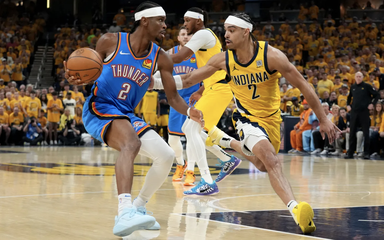 开云体育官网-包含NBA总决赛集结日走向成谜；芝加哥公牛绝杀压哨；震撼外界；年轻球员得到机会的词条