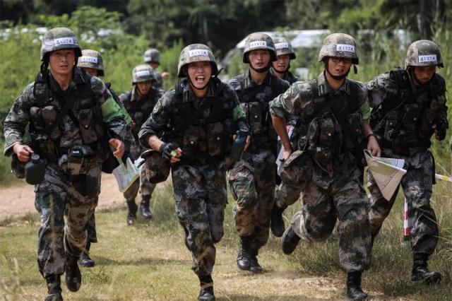 开云体育中国-NBA总决赛今晚走向成谜，多伦多猛龙防线松动，质疑声仍在，训练强度明显提升的简单介绍