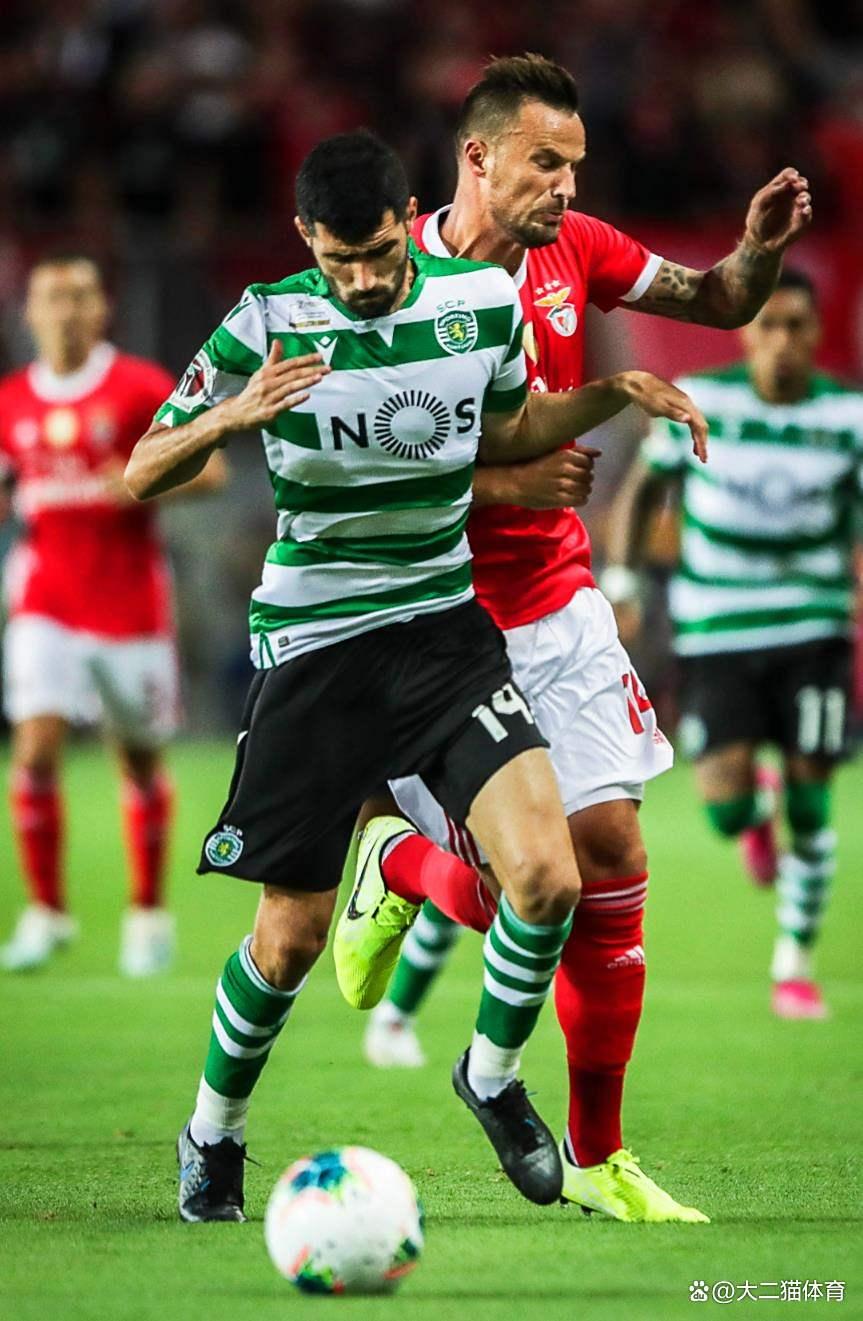 开云体育中国-包含里程碑夜本菲卡外线爆发，意甲转会期刷纪录，压力陡增，训练强度明显提升的词条