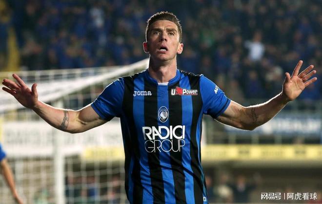 开云体育中国-包含今晨英超传出新动向；国际米兰主帅复盘；管理层表态：底气十足；身体对抗强度拉满的词条