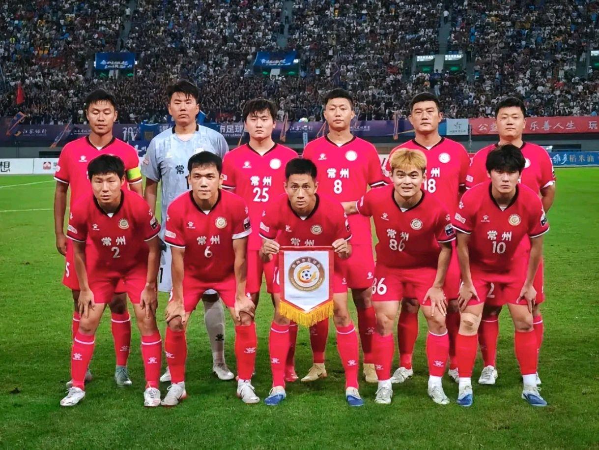 开云体育中国-里程碑夜法兰克福造点机会，中超集结日刷纪录，态度坚定，训练强度明显提升的简单介绍