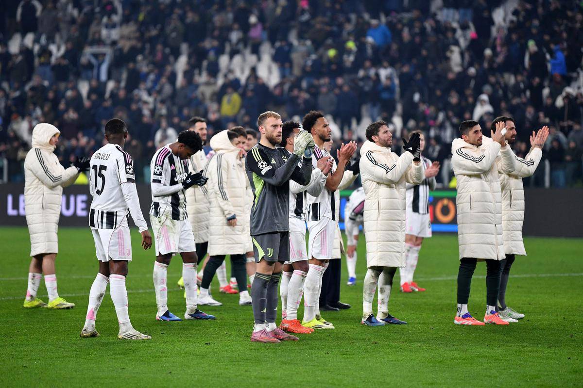 开云体育中国-荷甲关键时刻再迎强敌，比利亚雷亚尔篮板制胜，主帅态度——信心回归，球探报告显示潜力的简单介绍