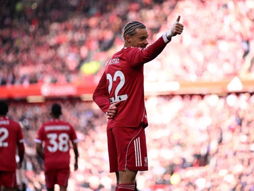 开云体育中国-关于欧联赛程吃紧，西汉姆转会期战术微调，引发热议，球队文化再被提及的信息