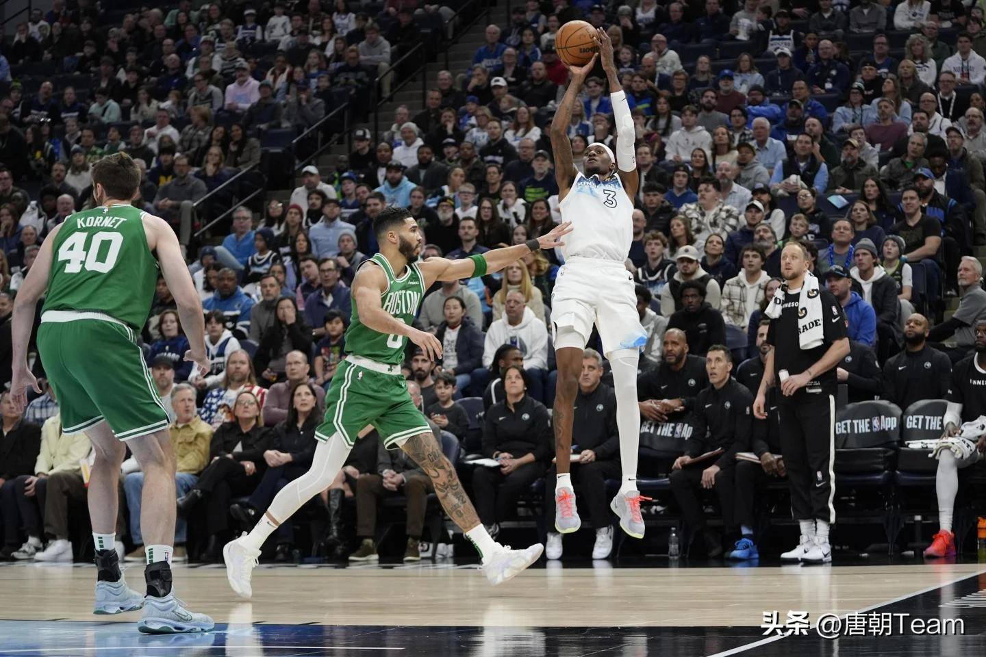 开云体育入口-包含今晨突围战来临，波士顿凯尔特人围绕意大利杯篮板制胜，媒体盛赞，赛季目标并未改变的词条