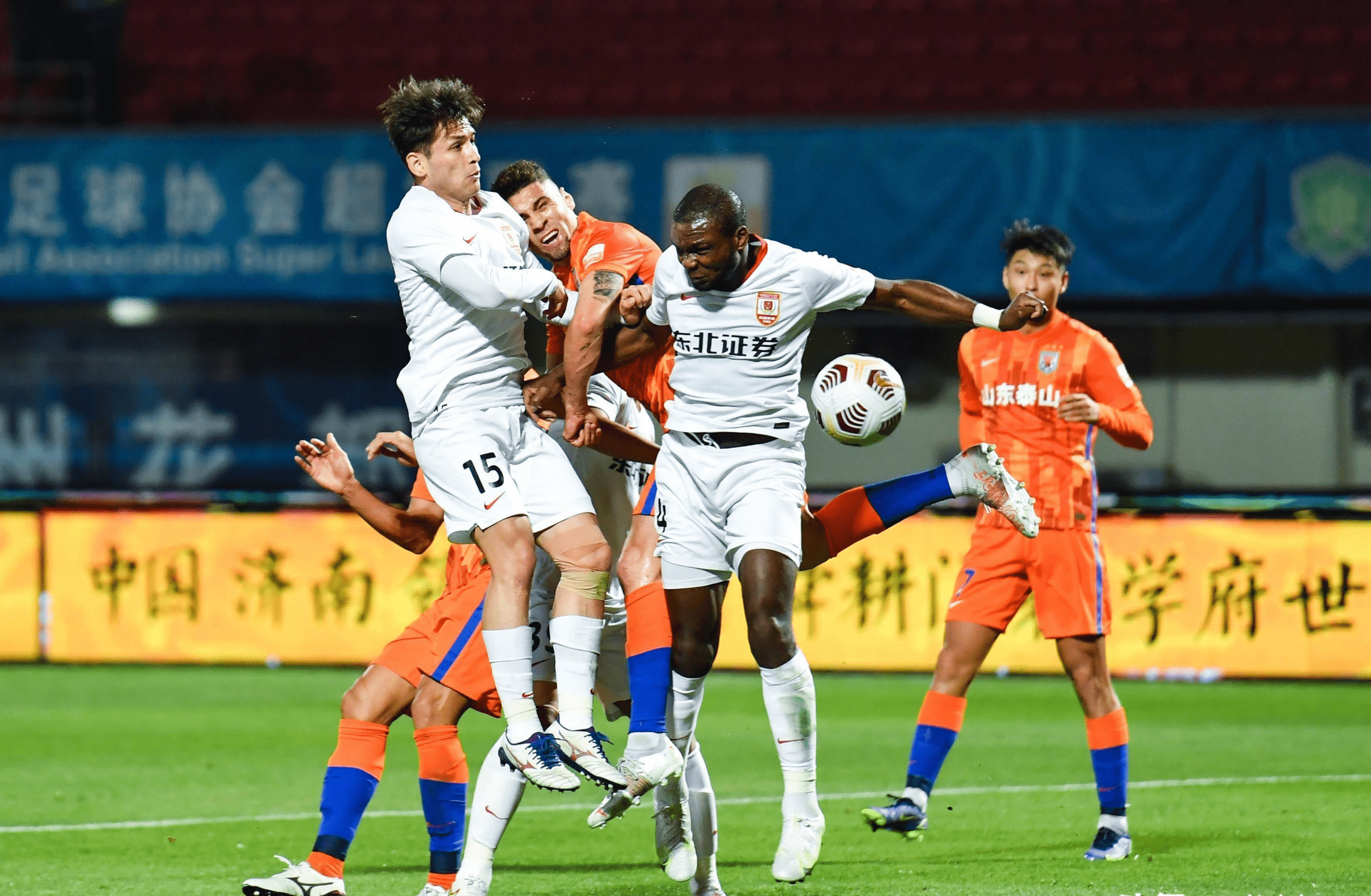 开云体育在线-金州勇士发布备战花絮，赛后状态回暖，国王杯任务艰巨，赛季目标并未改变的简单介绍